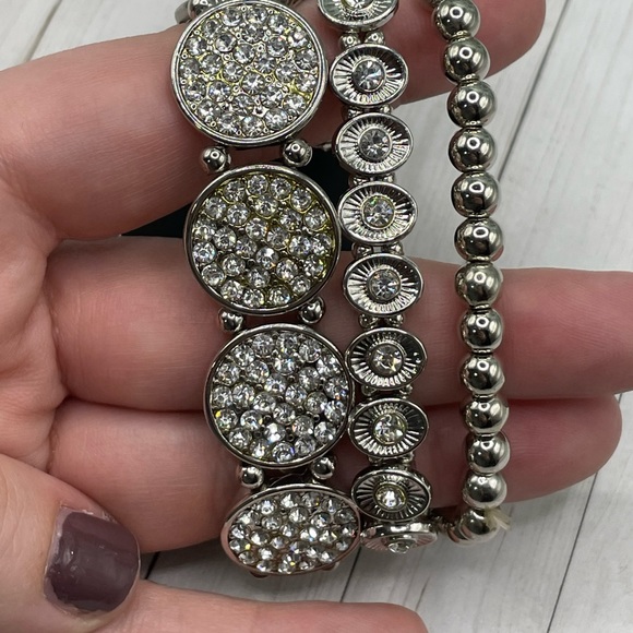 NWT RSVP Silvertone/Crystal Set of 3 Stretch Bracelets - Picture 8 of 9